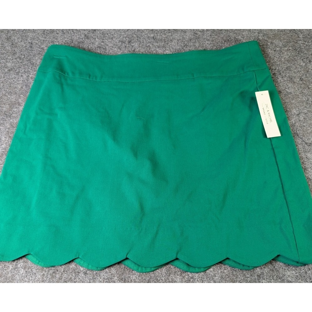 NWT Zac & Rachel Skort 14 Green Scalloped Hem A-Line Golf Tennis Resort Stretch